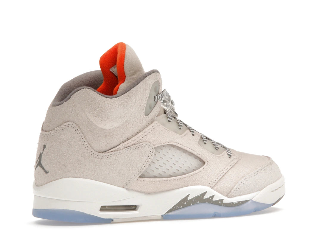 Air Jordan 5 Retro SE Craft Light Orewood Brown