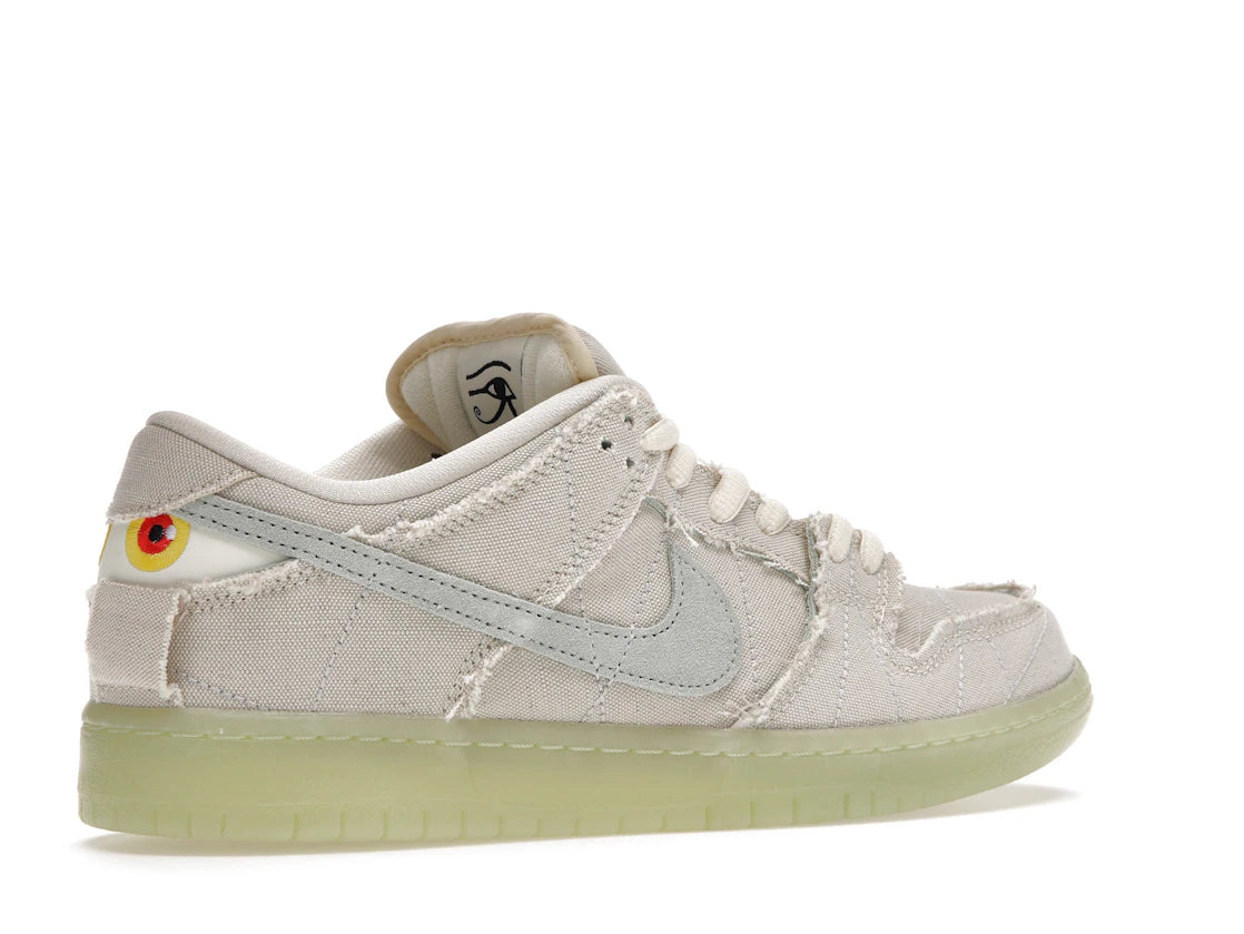 Nike SB Dunk Low Mummy