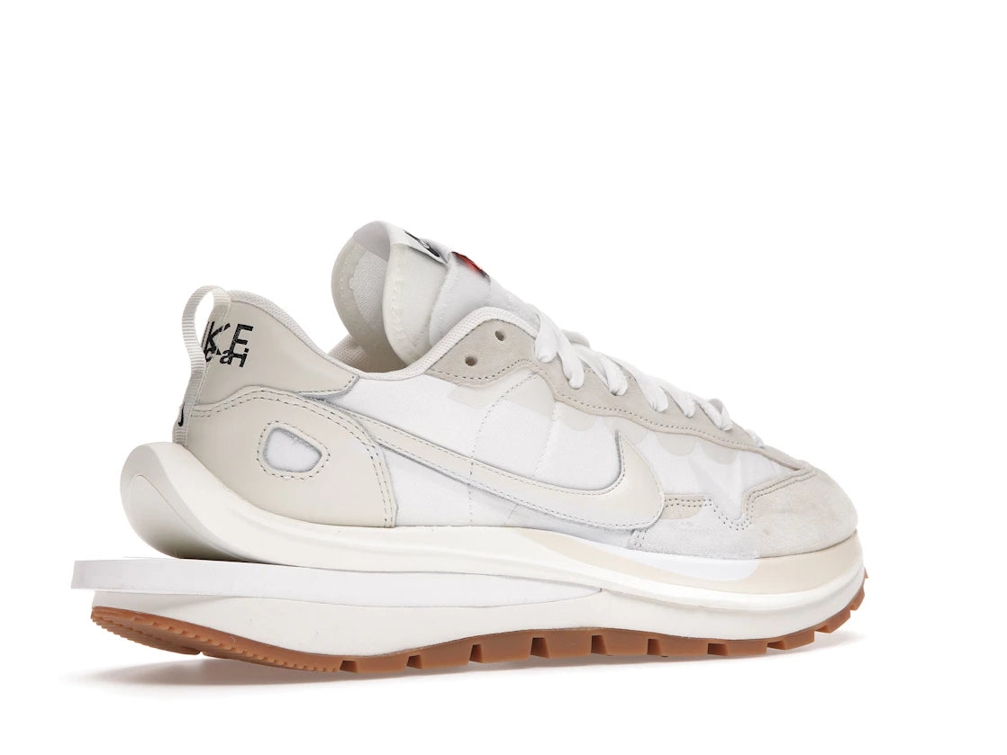 Nike Vaporwaffle sacai Sail Gum