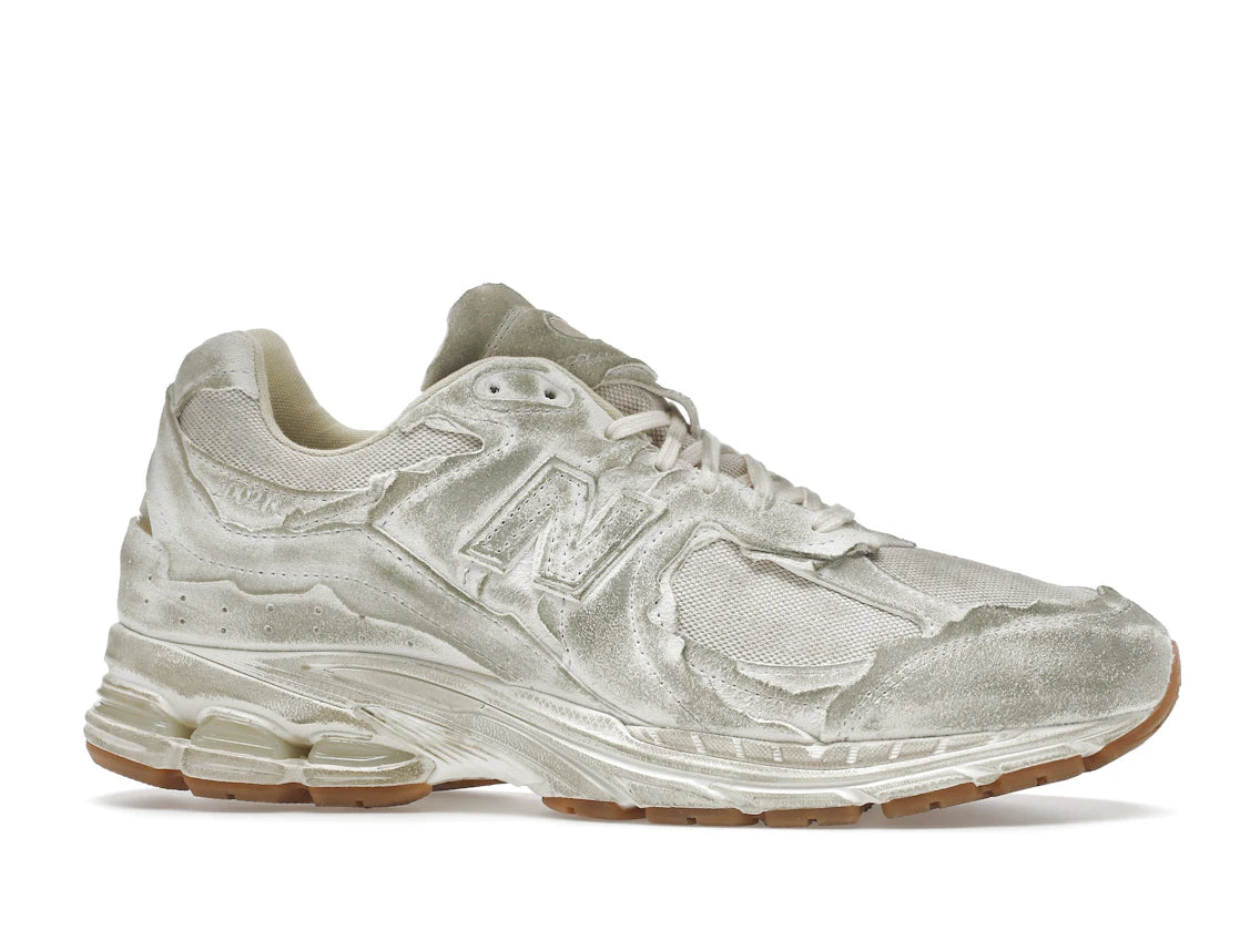 New Balance 2002R Protection Pack Distressed