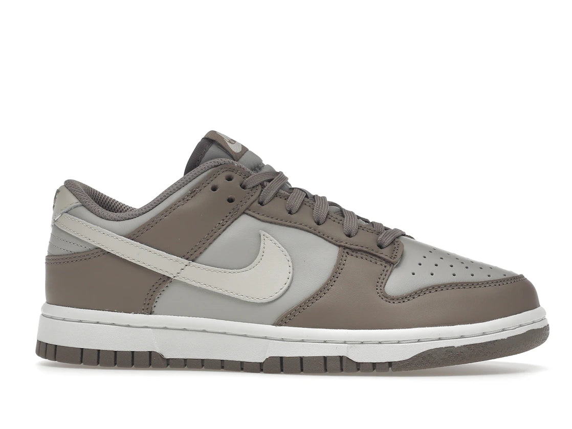 Nike Dunk Low Bone Beige