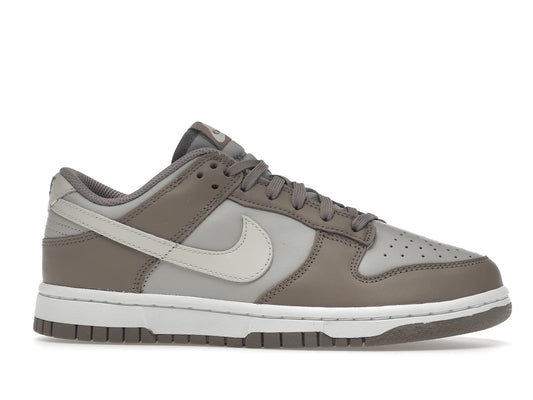 Nike Dunk Low Bone Beige