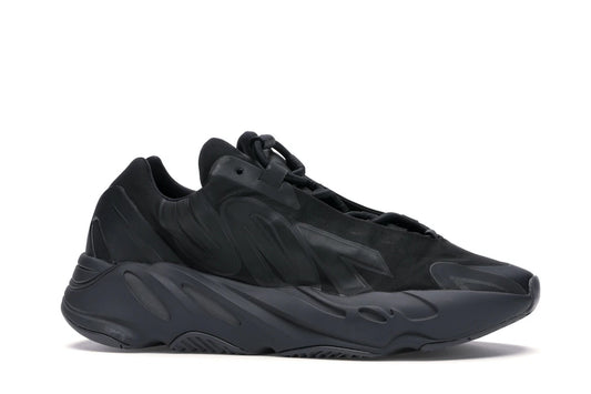 adidas Yeezy Boost 700 MNVN Triple Black (Homme)