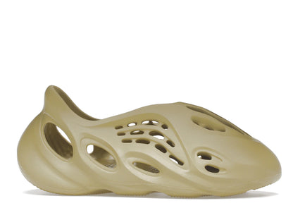 adidas Yeezy Foam RNNR Sulfur
