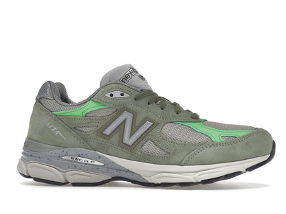 New Balance 990v3 MiUSA Patta Keep Your Family Close