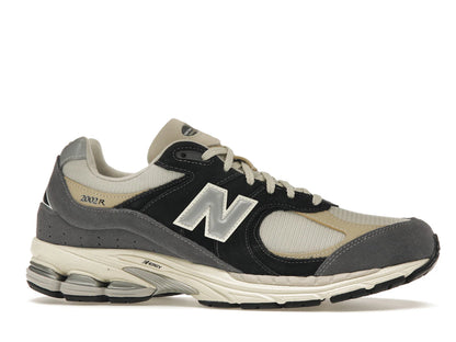 New Balance 2002R Magnet Sandstone