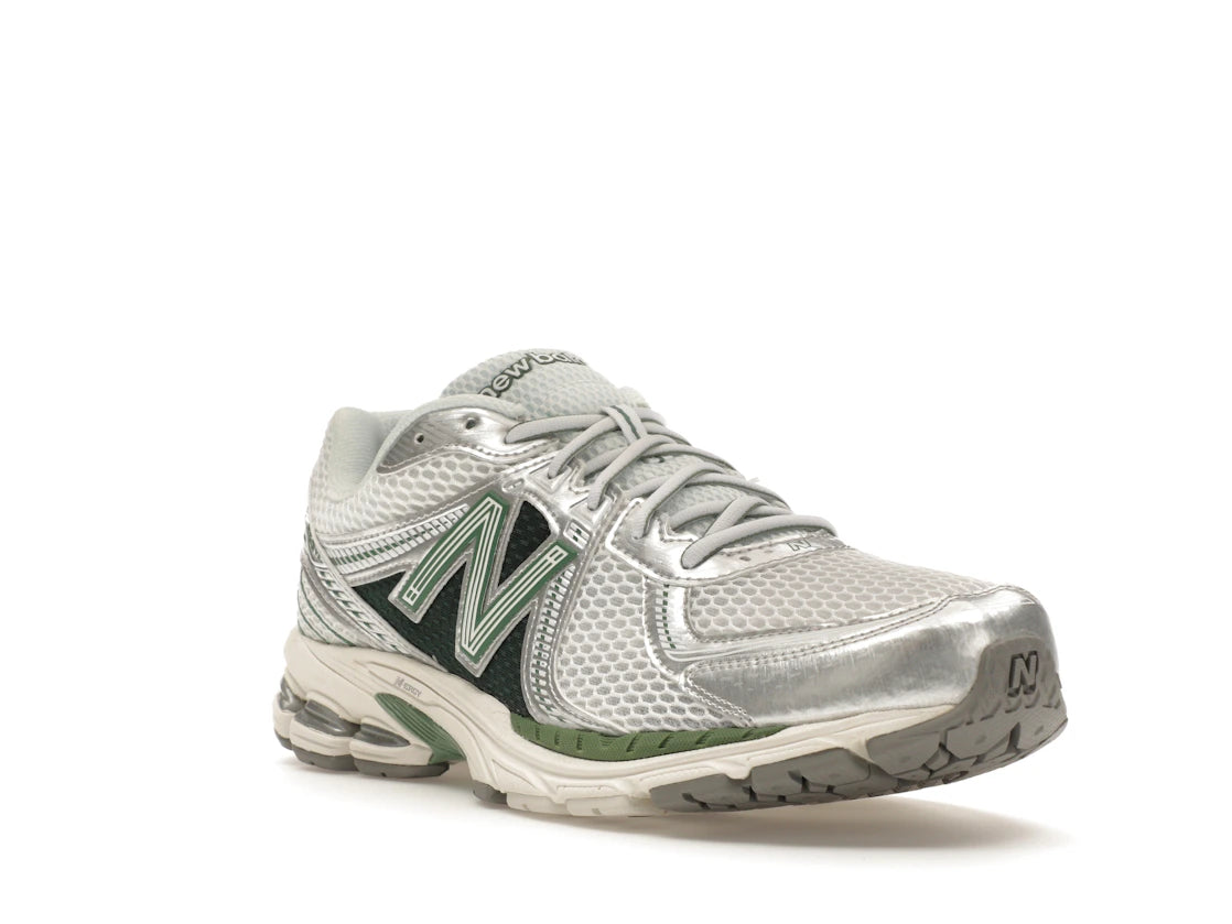 New Balance 860 V2 Mallard Green