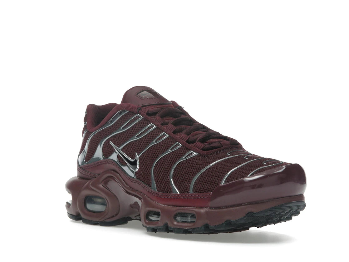 Nike Air Max Plus SE Night Maroon Metallic Silver