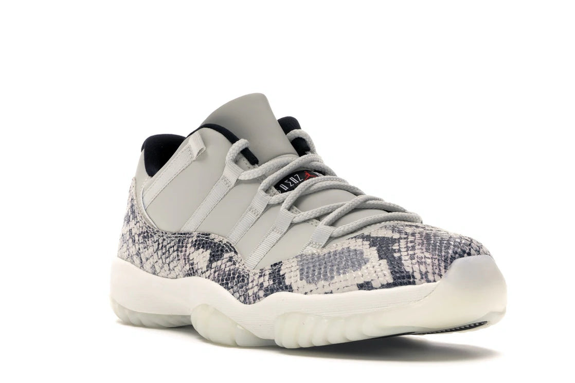 Jordan 11 Retro Low Snake Light Bone (Homme)