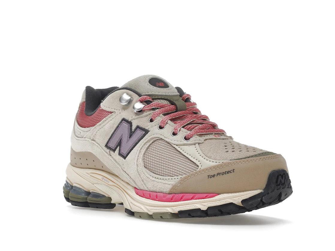 New Balance 2002R Hiking Pack Beige