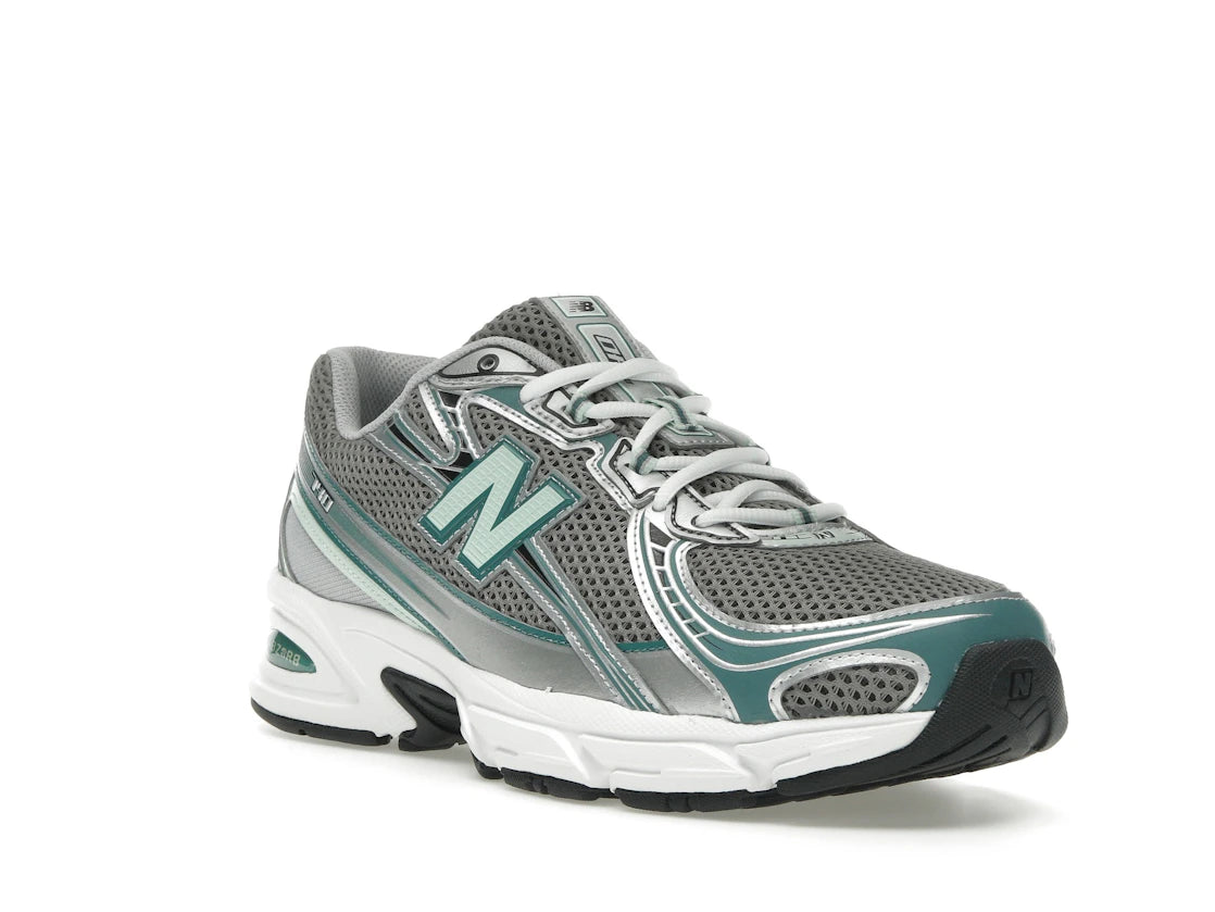 New Balance 740v2 Silver Metallic New Spruce