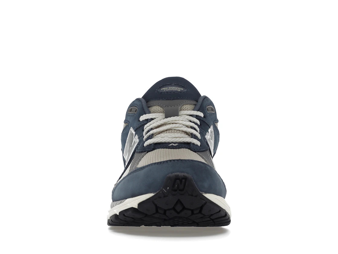 New Balance 2002R Vintage Indigo Calm Taupe