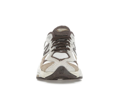 New Balance 9060 Earth Shadow Bisque