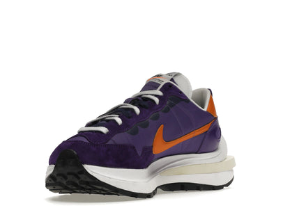 Nike Vaporwaffle sacai Dark Iris