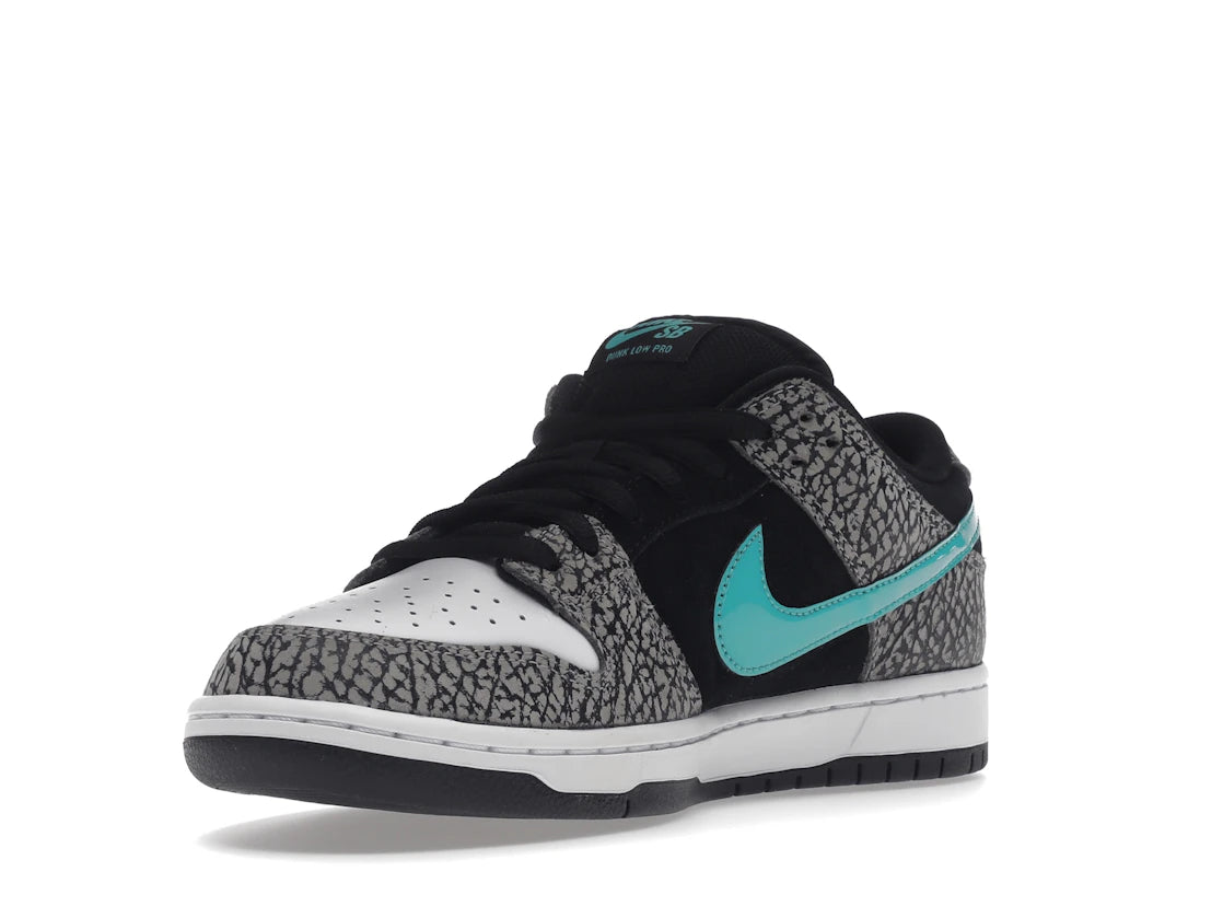 Nike SB Dunk Low atmos Elephant