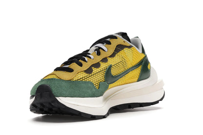 Nike Vaporwaffle sacai Tour Yellow Stadium Green