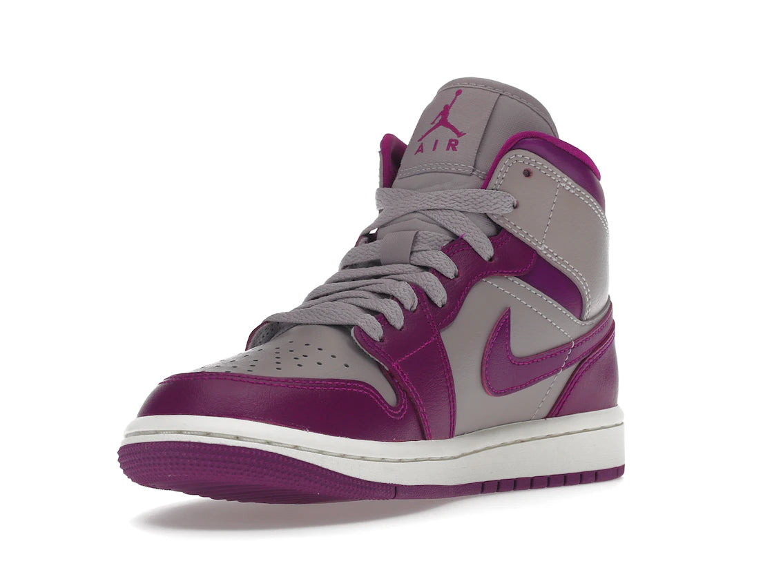 Jordan 1 Mid Magenta (2022)