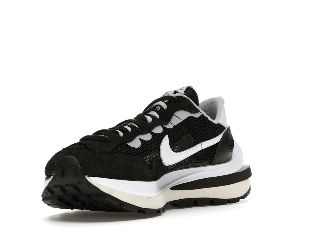 Nike Vaporwaffle sacai Black White