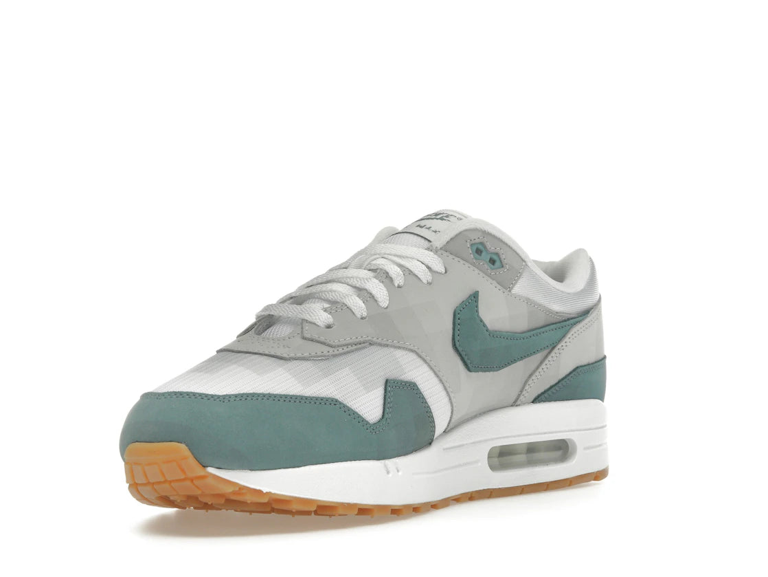 Nike Air Max 1 .SWOOSH Low Poly Adventure
