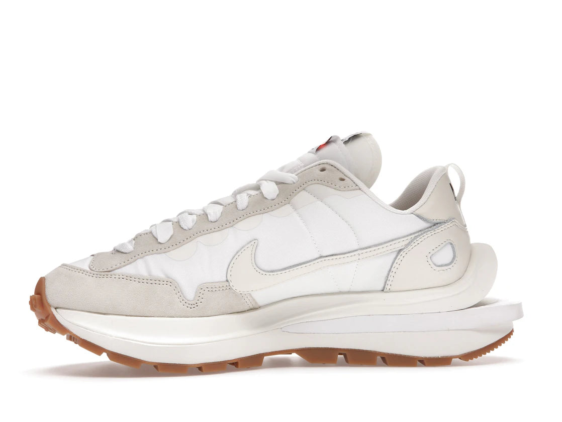 Nike Vaporwaffle sacai Sail Gum