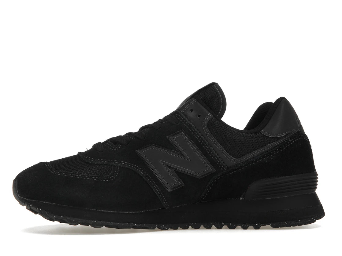 New Balance 574 Triple Black