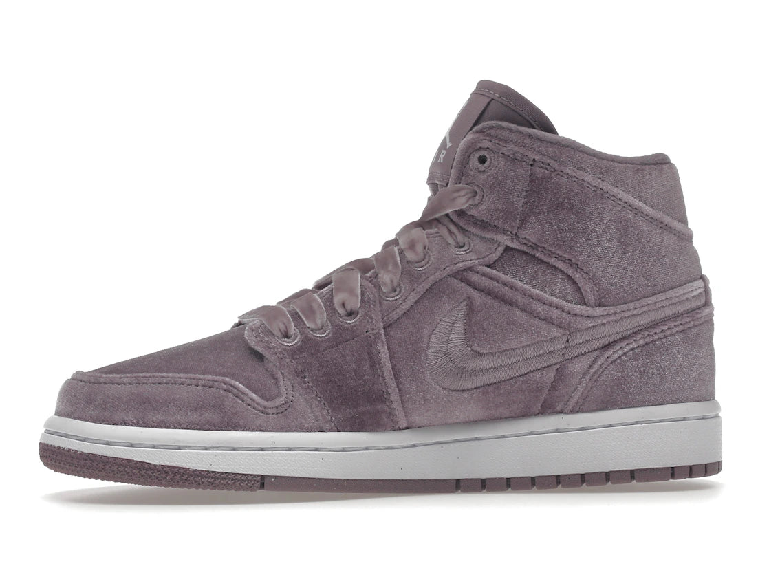 Air Jordan 1 Mid SE Purple Velvet