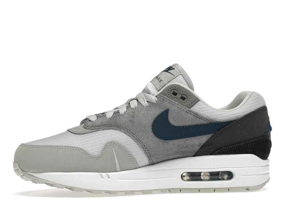 Nike Air Max 1 London