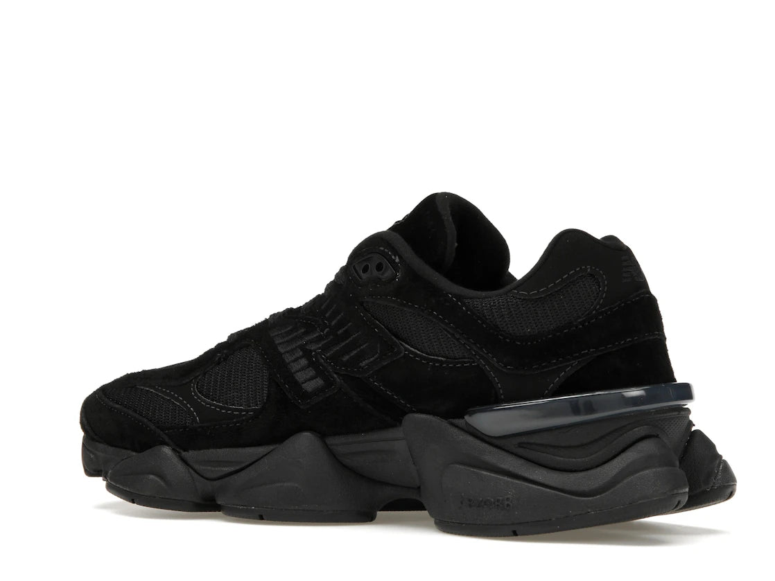 New Balance 9060 Triple Black
