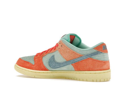 Nike SB Dunk Low Orange Emerald Rise