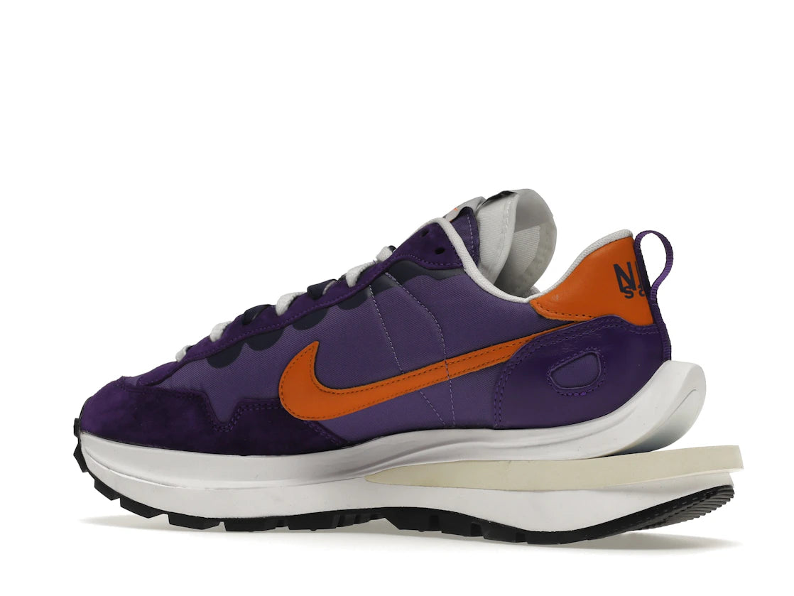 Nike Vaporwaffle sacai Dark Iris