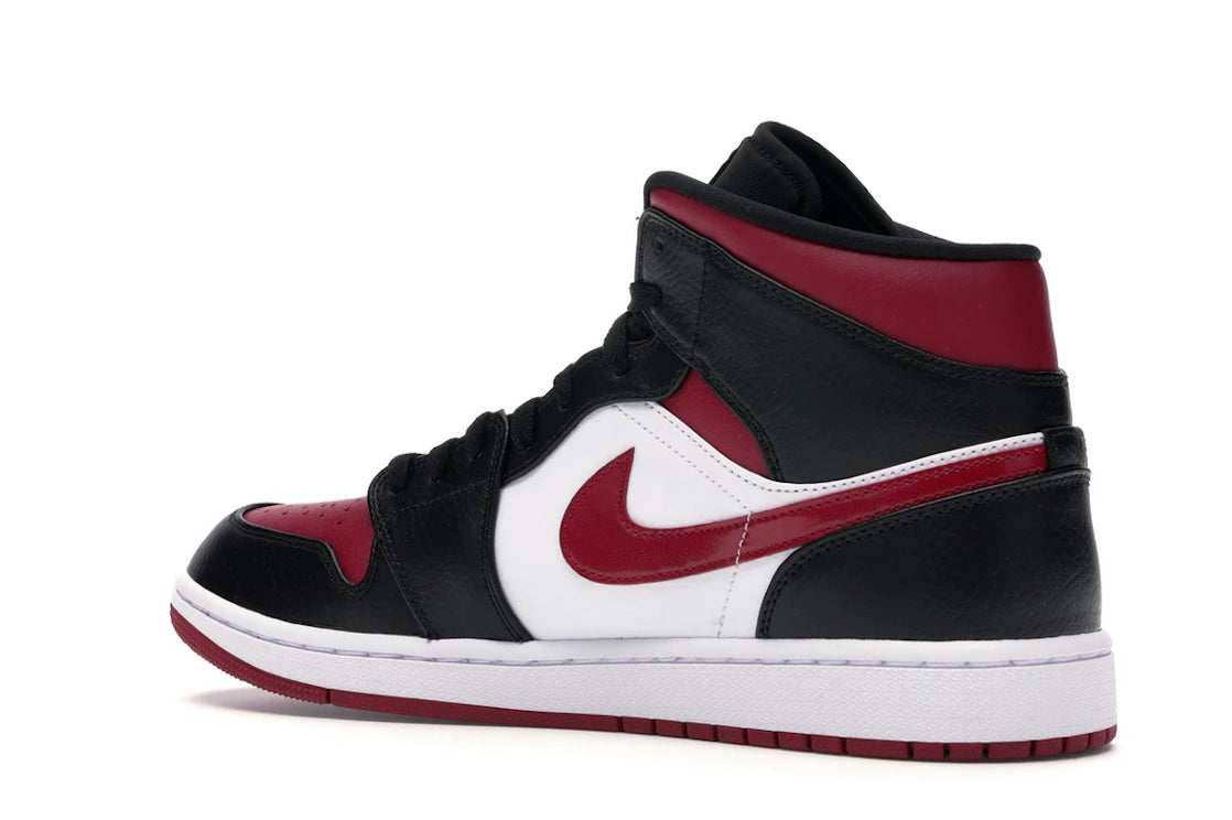 Jordan 1 Mid Bred Toe