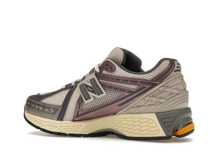 New Balance 1906R Licorice