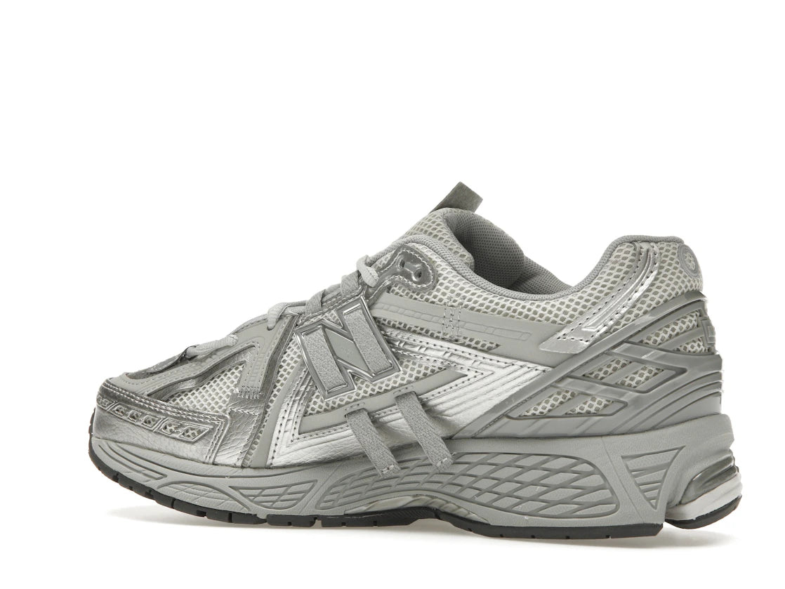 New Balance 1906A Concrete Silver Metallic