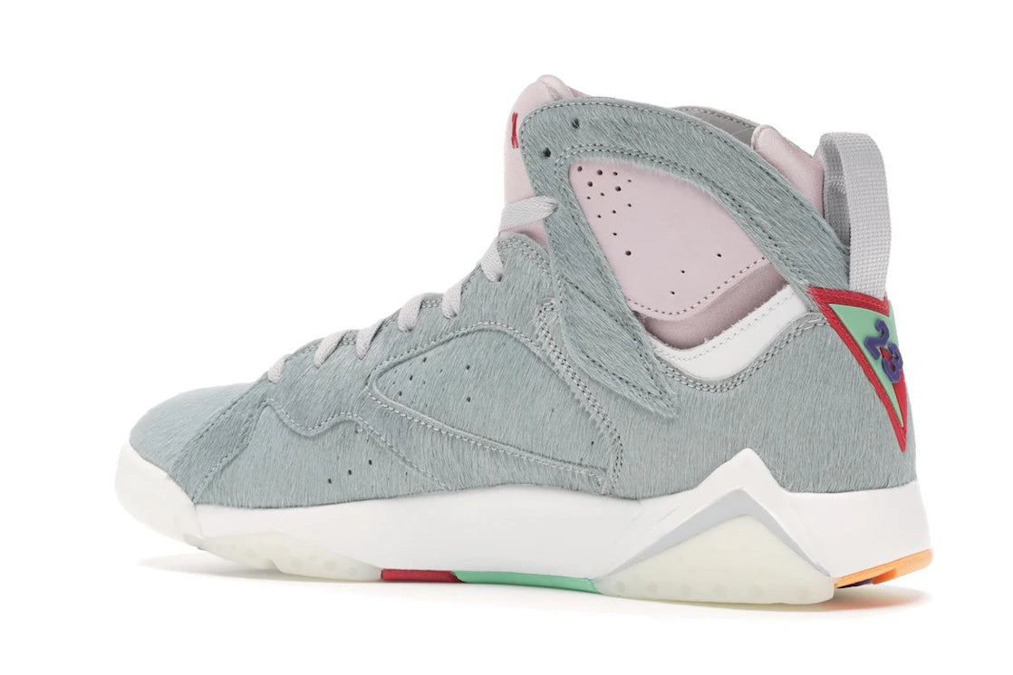 Air Jordan 7 Retro Neutral Grey