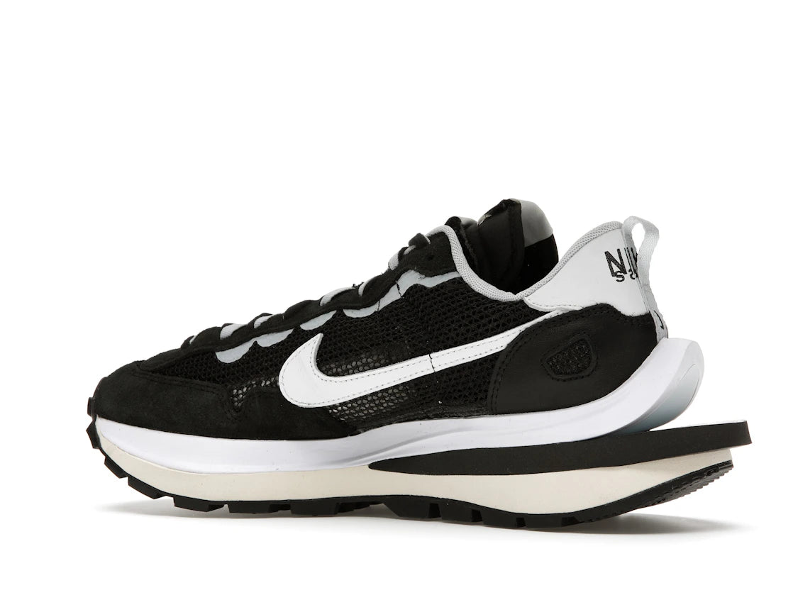 Nike Vaporwaffle sacai Black White