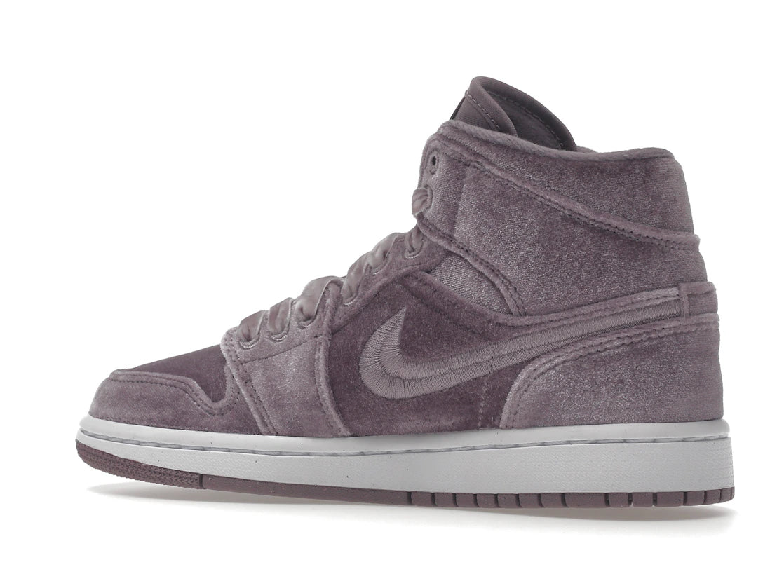 Air Jordan 1 Mid SE Purple Velvet