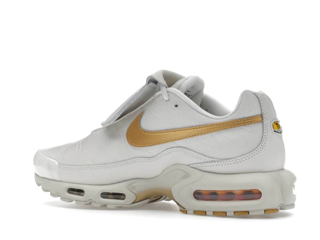 Nike Air Max Plus Tiempo Metallic Gold
