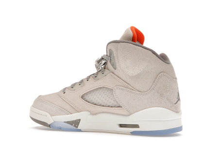 Air Jordan 5 Retro SE Craft Light Orewood Brown