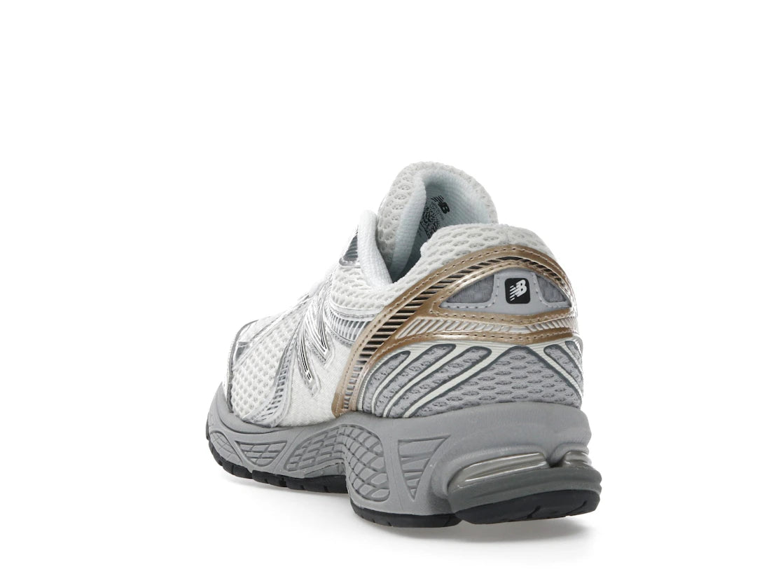 New Balance 860v2 Sea Salt Gold Metallic