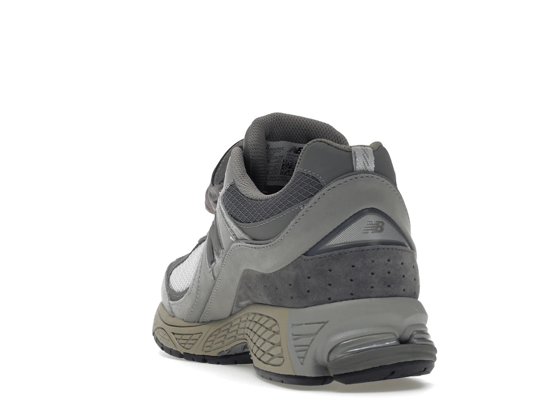 New Balance 2002R Grey Pocket