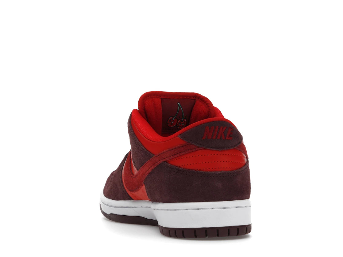 Nike SB Dunk Low Cherry