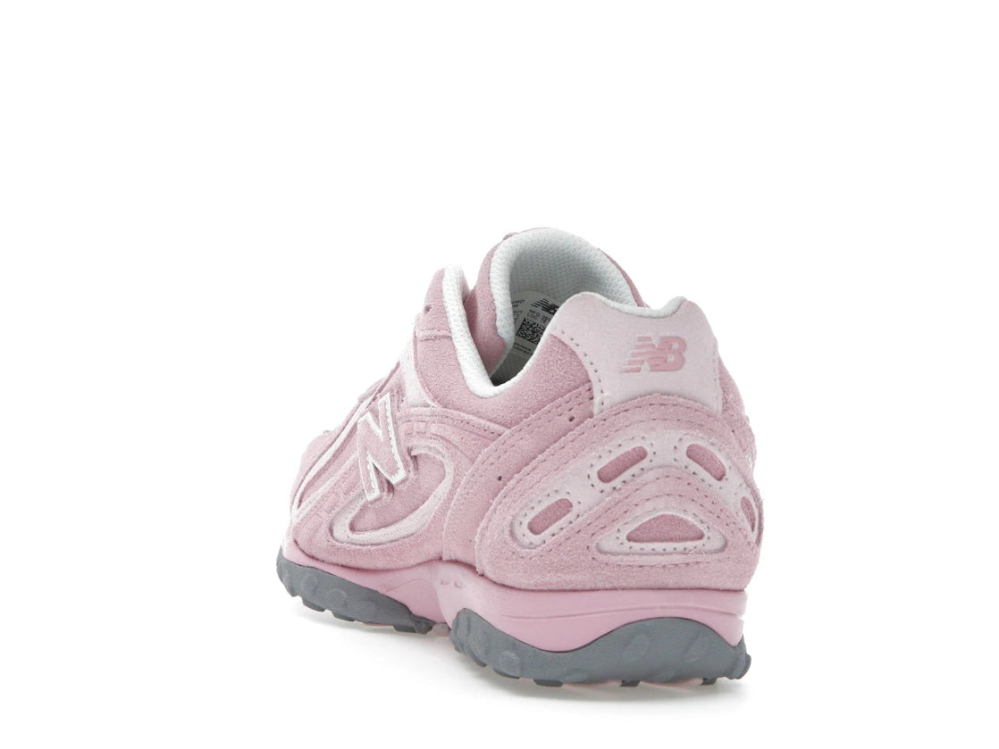 New Balance 204L Pastel Pink