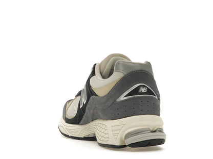 New Balance 2002R Magnet Sandstone