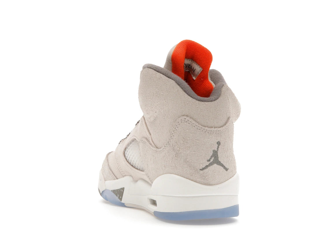 Air Jordan 5 Retro SE Craft Light Orewood Brown
