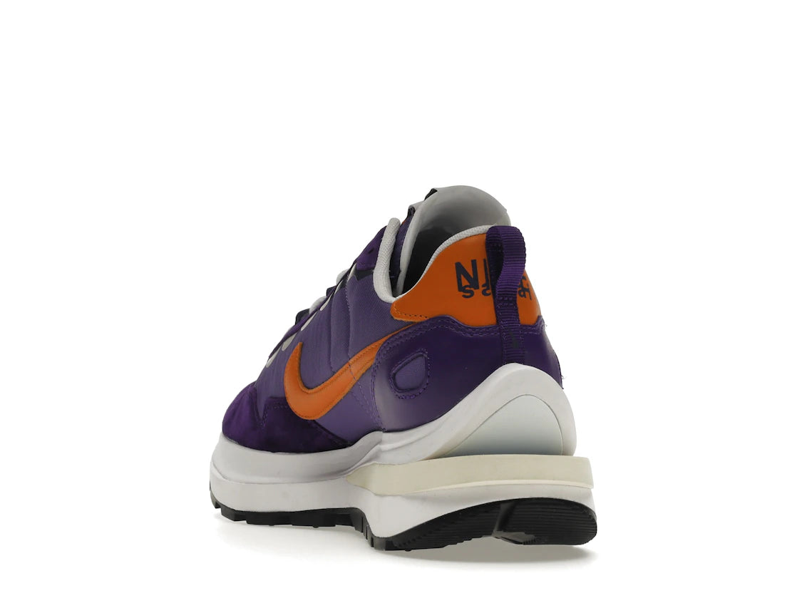 Nike Vaporwaffle sacai Dark Iris
