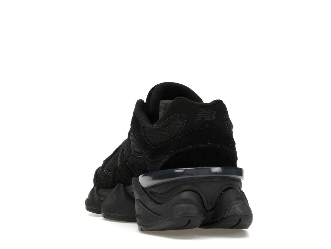 New Balance 9060 Triple Black