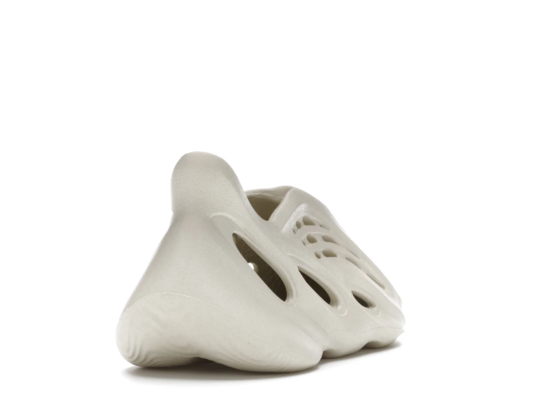 adidas Yeezy Foam RNNR Sand