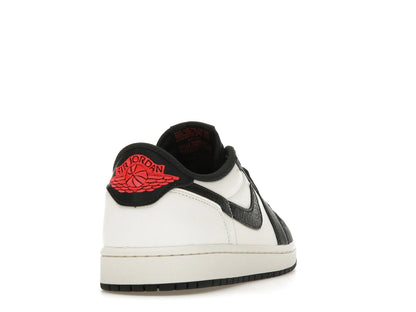 Jordan 1 Retro Low OG PSG Paris Saint-Germain