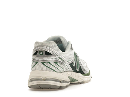 New Balance 860 V2 Mallard Green