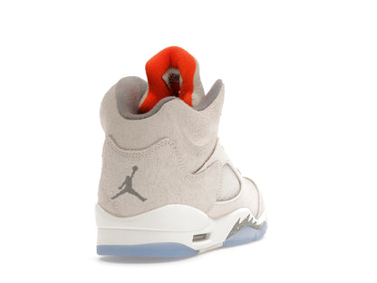 Air Jordan 5 Retro SE Craft Light Orewood Brown
